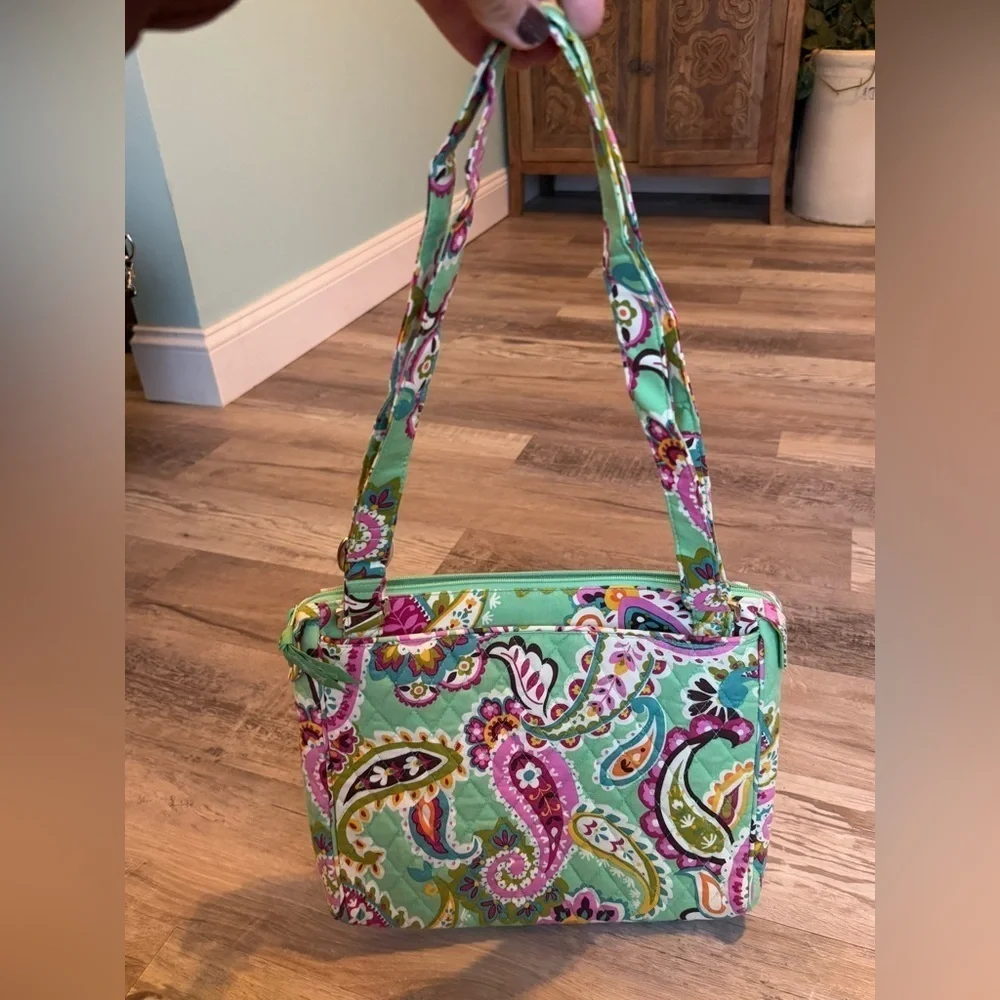 Vera Bradley Tutti Frutti Laptop / Pad Hipster  Crossbody Shoulder bag